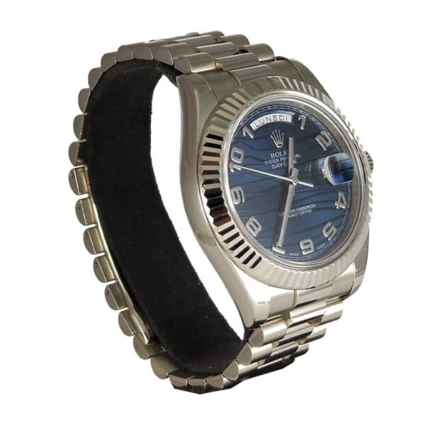 Rolex Day-Date Yellow Gold Champagne Dial 228238 Oyster Replica - Image 3