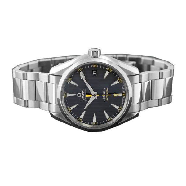 omega-seamaster-aqua-terra-150m-gents-steel-231-10-42-21-01-002-black-dial-replica.jpg Omega Aqua Black Replica