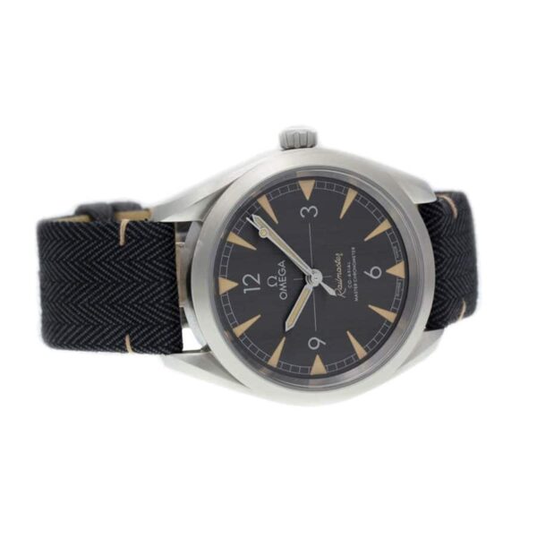 omega-seamaster-railmaster-steel-220-12-40-20-01-001-black-dial-3.jpg Omega Railmaster Black Replica